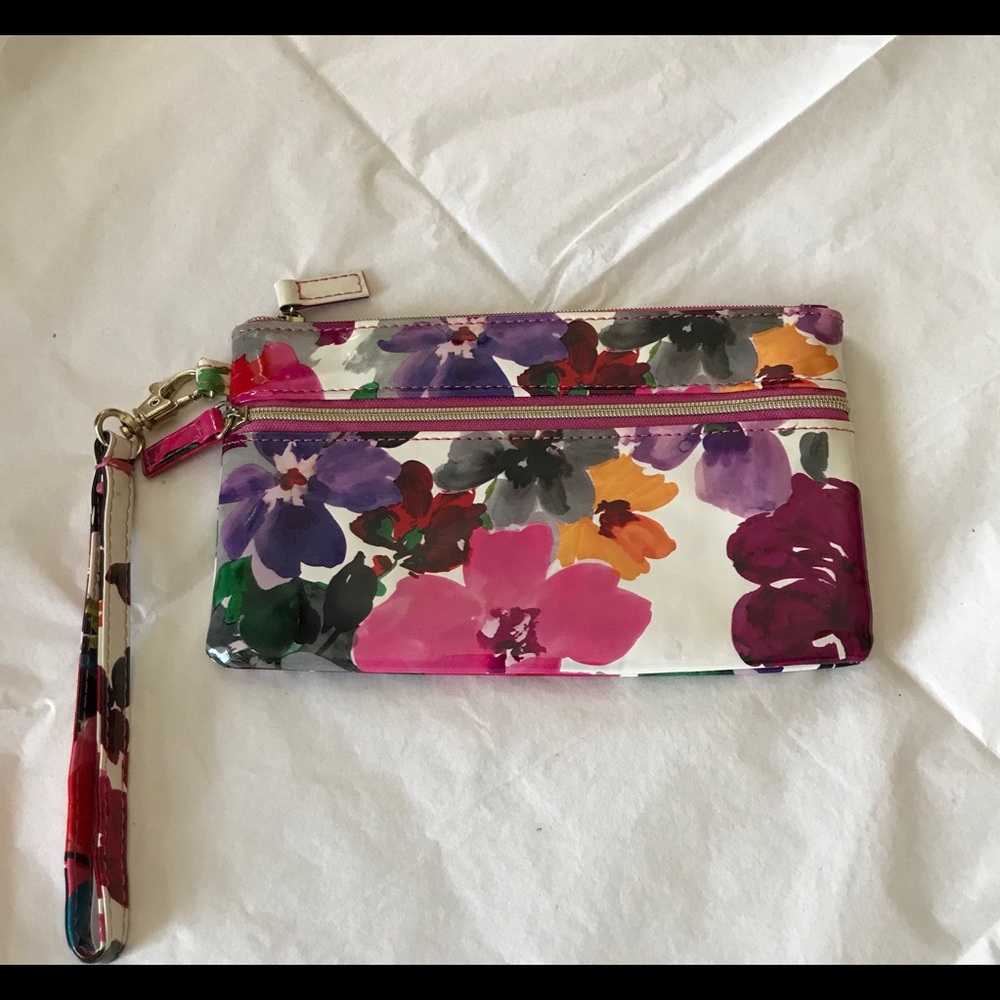 Wristlet